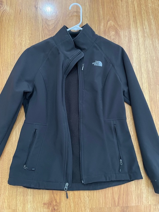 The North Face Jackets & Blazers - The North Face Women's Black Soft Shell Utility Jacket